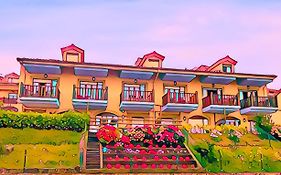 Casa De Las Flores - Apartamento Con Jardin Privado Frente A La Playa De Comillas