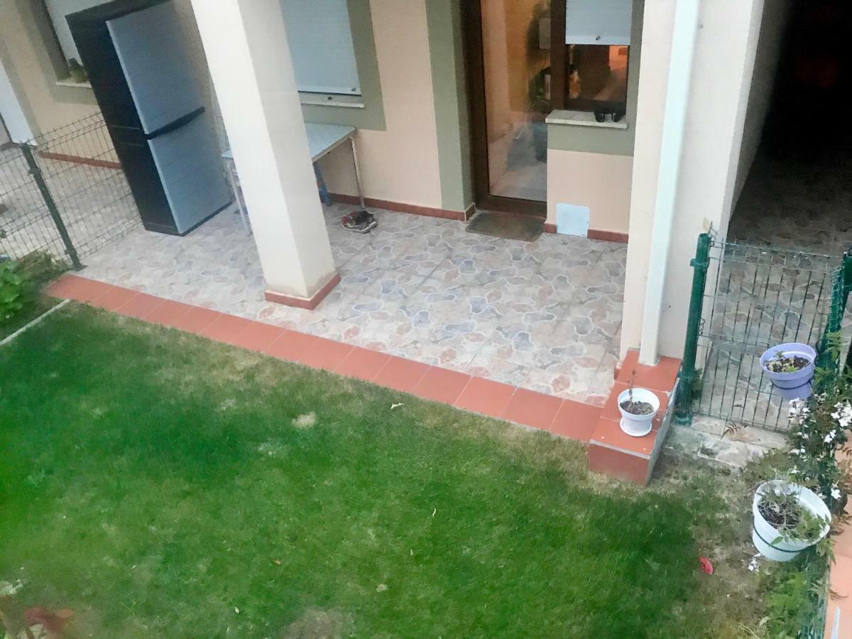 Casa De Las Flores - Apartamento Con Jardin Privado Frente A La Playa De Comillas Exterior photo